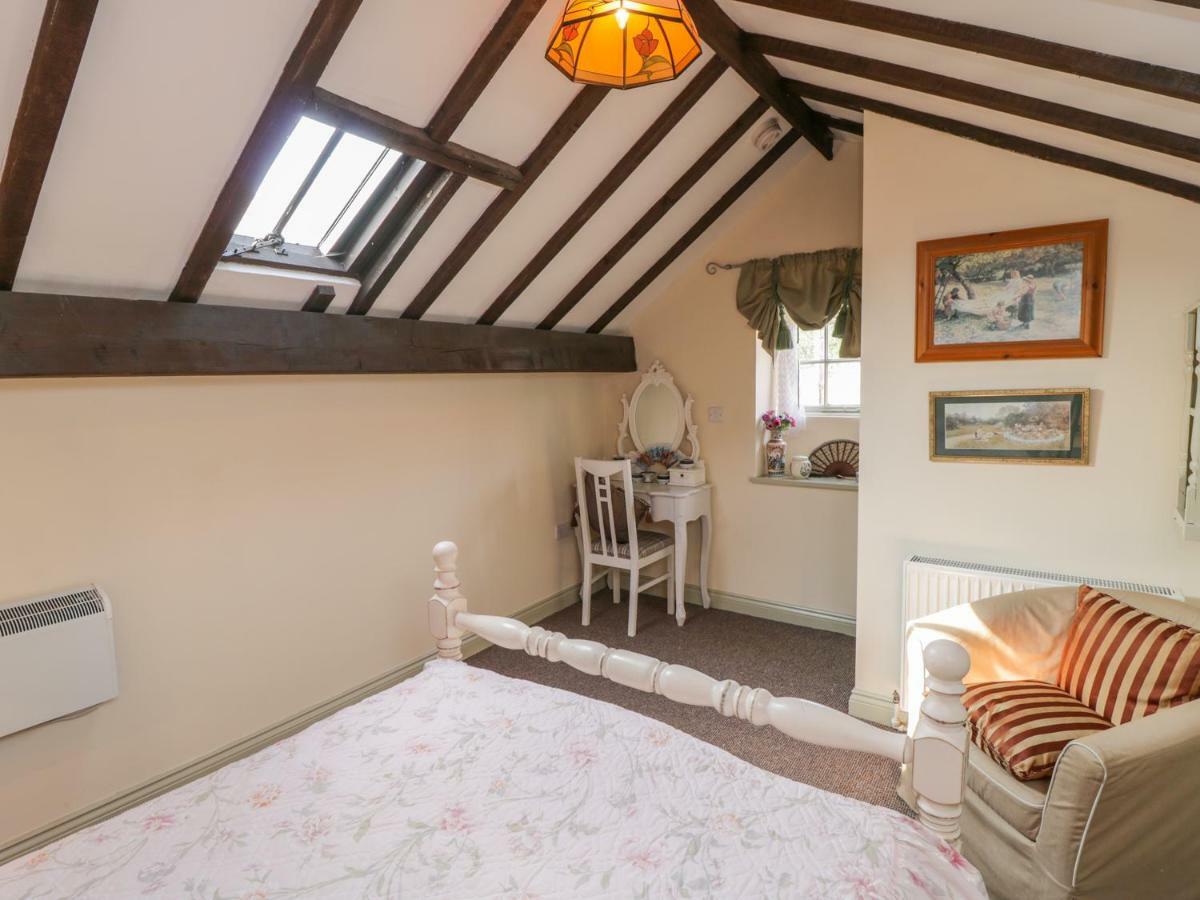 סולטברן-ביי-דה-סי Old Stables Cottage מראה חיצוני תמונה